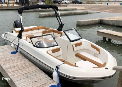 2021 Bayliner VR6 OB
