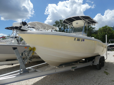 2002 Scout 235 Sportfish