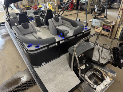 2027 Tahoe LTZ 2385 Quad Lounge 300HP Tritoon