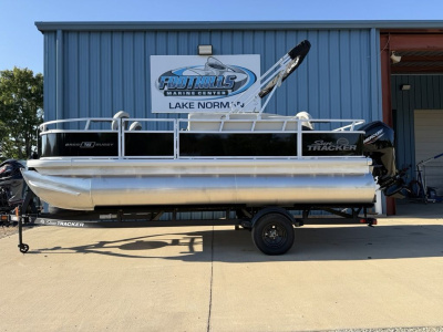 2027 Sun Tracker BASS BUGGY® 18 DLX