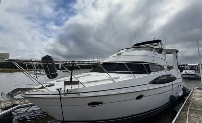 2001 Carver 396 Aft Cabin Motor Yacht