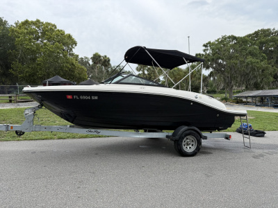 2019 Sea Ray SPX 190