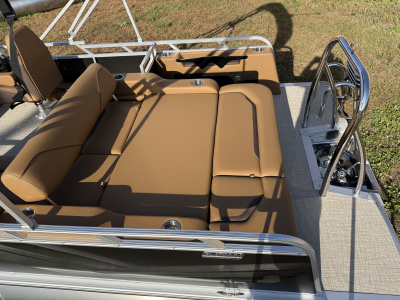 2027 Tahoe Sport 2180 Swingback VRB