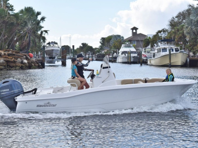 2021 Nautic Star 191 Hybrid