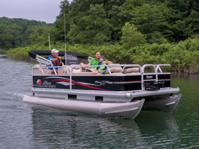 2015 Sun Tracker Bass Buggy 16 DLX