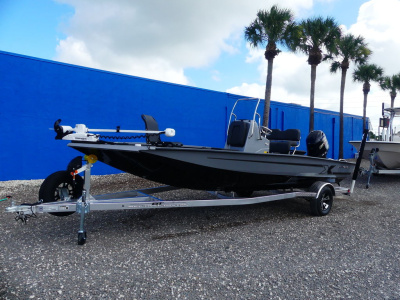 2027 Xpress H20 Bay