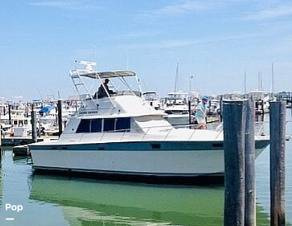 1987 Silverton 37 Convertible