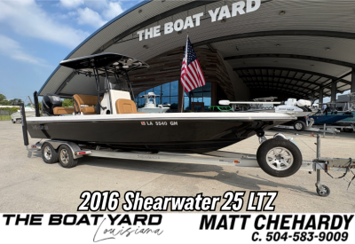 2016 Shearwater 25 LTZ