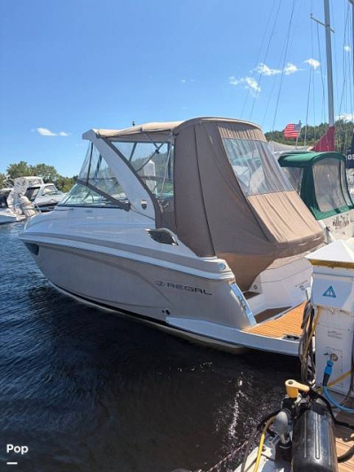 2013 Regal 28 EXPRESS