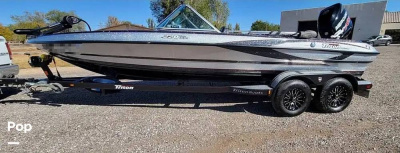 2016 Triton 220 Escape