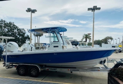 2025 Everglades Center Console