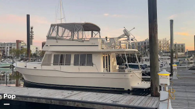 2005 Mainship 400 Trawler