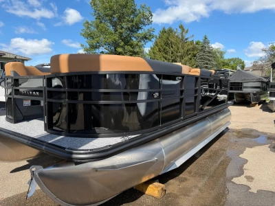 2027 Sylvan Q-20 PARTY FISH