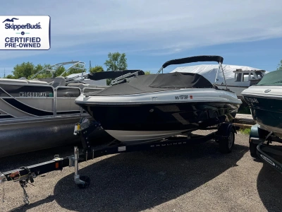 2023 Bayliner VR4 Bowrider