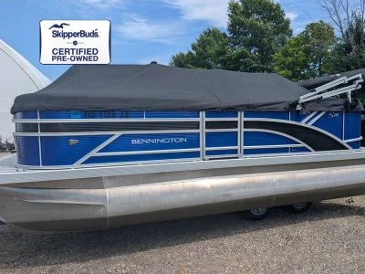 2025 Bennington S18
