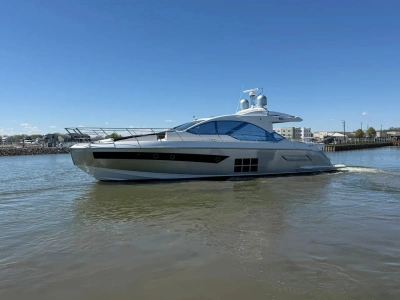2019 Azimut S6