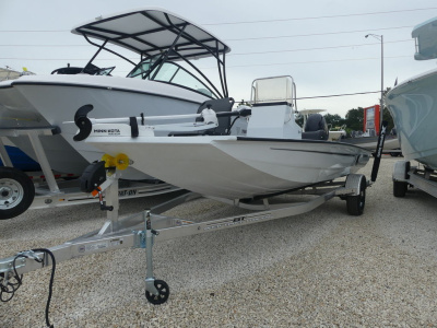2027 Xpress H190 Bay