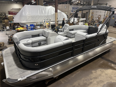 2027 Bentley Bolt 223 150HP Tritoon & Honda 4-Stroke EFI