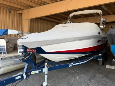 2018 Mastercraft XT 23