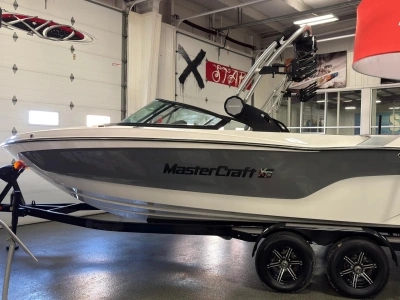2024 Mastercraft XT25