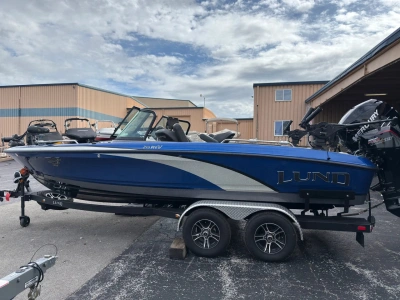 2022 Lund 219 PRO-V GL