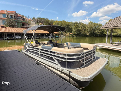 2024 Bennington 22 SSR (Stern Radius)