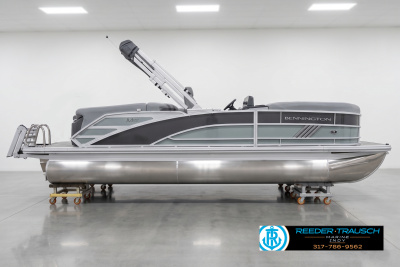 2027 Bennington M Series 22
