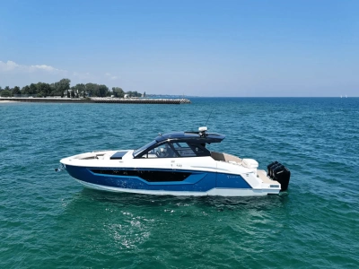 2026 Cruisers Yachts 50 GLS OB