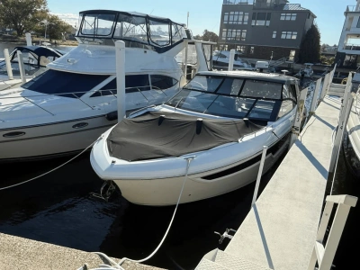 2020 Cruisers Yachts 38 GLS