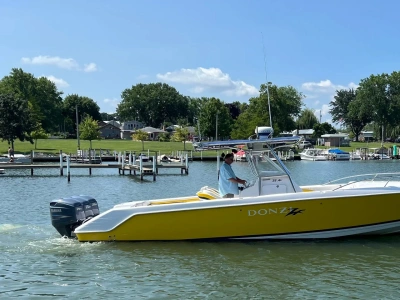 2001 Donzi 352F