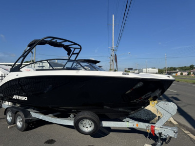 2026 Yamaha AR