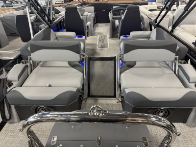 2027 Tahoe LTZ 2385 Quad Lounge Shift SS Tritoon & Honda 300HP 4-Stroke EFI