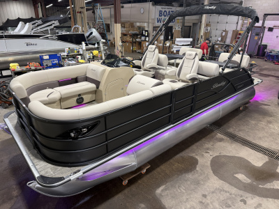 2027 Bentley Legacy 220 QSB Swingback & Honda 4-Stroke EFI
