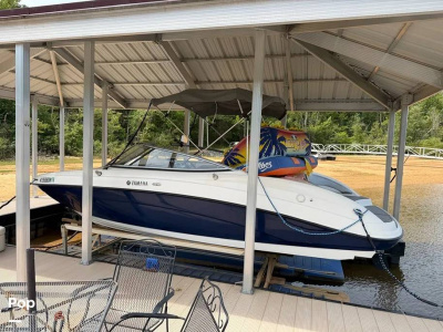2011 Yamaha SX210