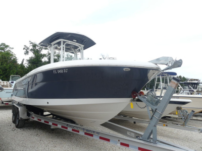 2021 Robalo R242
