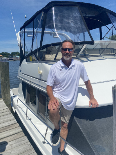 1996 Carver 32 voyager