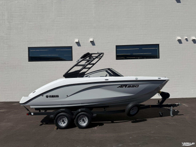 2027 Yamaha AR220