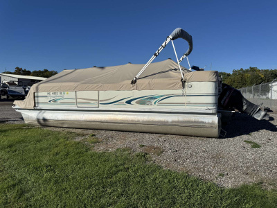 1999 Playbuoy Calypso 22