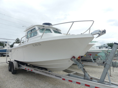 2025 Parker 2420 Sport Cabin