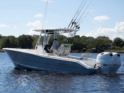 2027 Bulls Bay 255 Center Console