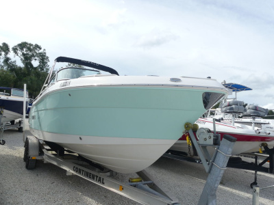 2018 Robalo R227 Dual Console