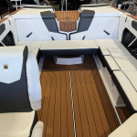 2027 Nautique