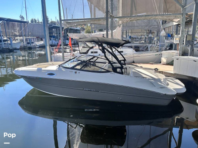 2020 Stingray 235LR