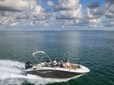2027 Hurricane SunDeck 217 OB