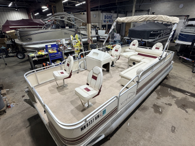 1998 Northwoods 820