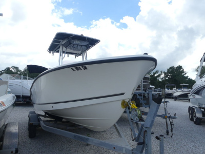 2019 Mako 204 Center Console
