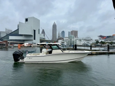 2027 Scout 330 LXF