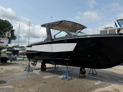 2024 Aviara AV32