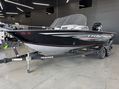 2018 Tracker Targa V19