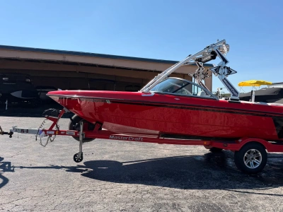 2007 Mastercraft X-1